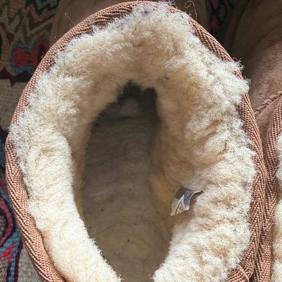 UGG Tan Boots ankle - Picture 3 of 5